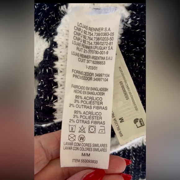 Women's Classic Striped Sweater - Black and white - Picture 5 of 5